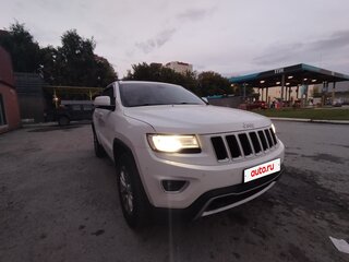2013 Jeep Grand Cherokee IV (WK2) Рестайлинг, белый, 1950000 рублей, вид 1