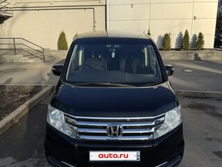 2014 Honda Stepwgn IV Рестайлинг, чёрный, 1499990 рублей, вид 3