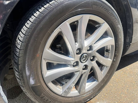 2011 Mazda 3 II (BL) Рестайлинг, чёрный, 1050000 рублей - вид 8