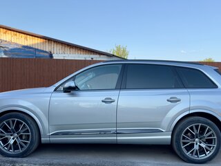 2017 Audi Q7 II (4M), серебристый, 4250000 рублей, вид 2