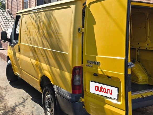 2010 Ford Transit Custom, жёлтый, 790000 рублей - вид 2