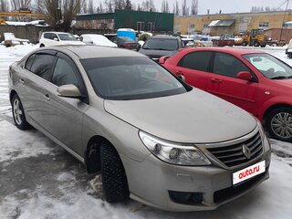 2010 Renault Latitude I, бежевый, 620000 рублей, вид 1