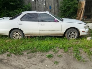1990 Toyota Vista III (V30), белый, 160000 рублей, вид 4