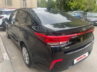 2017 Kia Rio IV, чёрный, 1150000 рублей, вид 3