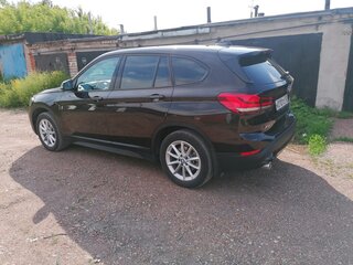 2020 BMW X1 20i xDrive II (F48) Рестайлинг, коричневый, 3750000 рублей, вид 4