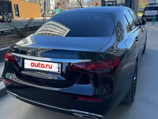 2021 Mercedes-Benz E-Класс 200 V (W213, S213, C238) Рестайлинг, чёрный, 3300000 рублей, вид 4