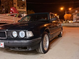 1991 BMW 7 серии 735i II (E32), чёрный, 340000 рублей, вид 2