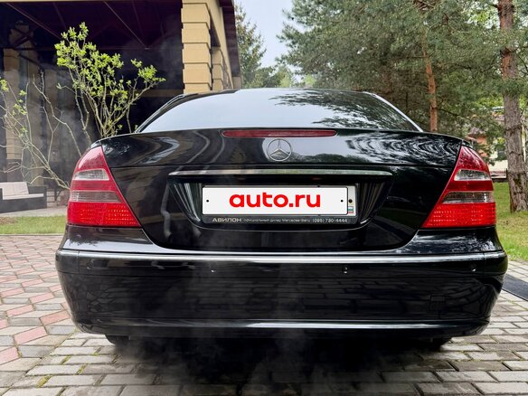 2004 Mercedes-Benz E-Класс 320 III (W211, S211), чёрный, 1400000 рублей - вид 10