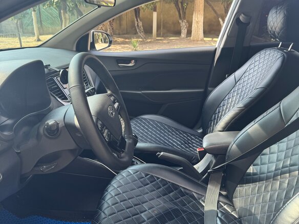 2017 Hyundai Solaris II, белый - вид 4