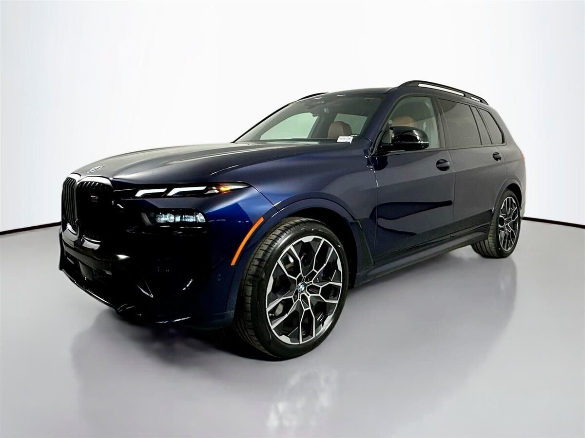 Открыть фотографии: BMW X7 I (G07) Рестайлинг
