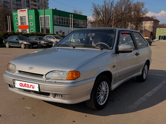 2005 Lada (ВАЗ) 2113, серебристый, 250000 рублей