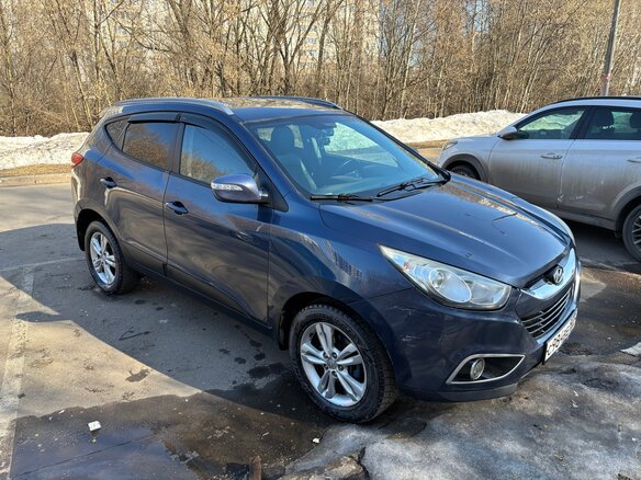 2010 Hyundai ix35 I, синий, 725000 рублей - вид 3