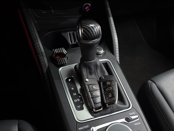 2023 Audi Q2 35 TDI I Рестайлинг, белый - вид 16