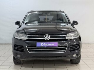2011 Volkswagen Touareg II, чёрный, 1780000 рублей, вид 3