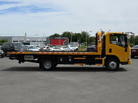2024 Isuzu Elf (N-series), жёлтый, 4479000 рублей, вид 4