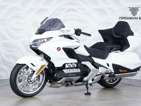 2026 Honda GL 1800 Gold Wing, белый, 3777000 рублей, вид 3