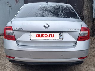 2017 Skoda Octavia III (A7) Рестайлинг, серебристый, 1490000 рублей, вид 3