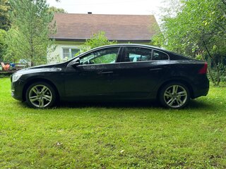 2014 Volvo S60 II Рестайлинг, чёрный, 1100000 рублей, вид 3