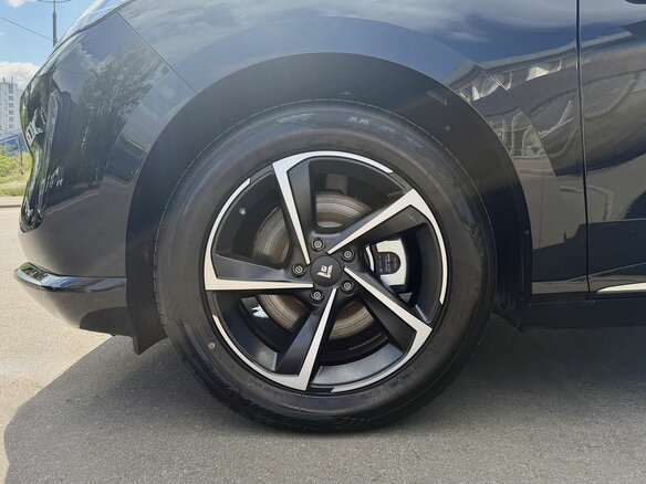 2026 GAC Hyptec HT, чёрный, 5999000 рублей - вид 8