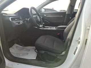 2024 Geely Emgrand II, белый, 1190000 рублей, вид 5