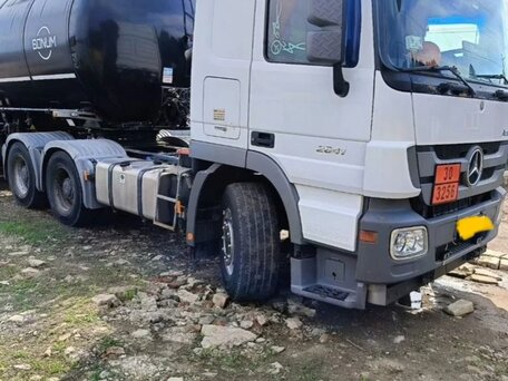 2016 Mercedes-Benz Actros, белый, 3500000 рублей, вид 4