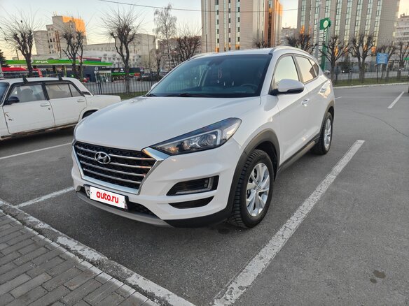 2019 Hyundai Tucson III Рестайлинг, белый, 2350000 рублей - вид 1