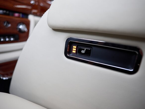 2008 Rolls-Royce Phantom VII, чёрный, 27550000 рублей - вид 38