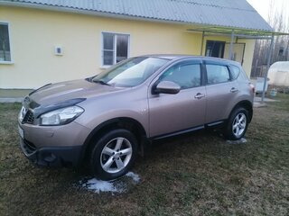 2011 Nissan Qashqai I Рестайлинг, коричневый, 860000 рублей, вид 1