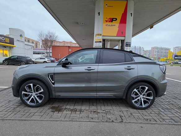 2021 Lynk & Co 05, серый, 2800000 рублей - вид 6