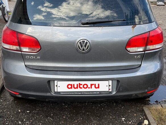 2012 Volkswagen Golf VI, серый, 690000 рублей - вид 4