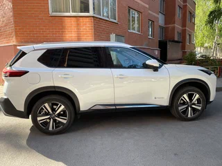 2024 Nissan X-Trail IV, белый, 4200000 рублей, вид 2