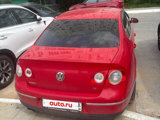 2009 Volkswagen Passat B6, красный, 480000 рублей, вид 3