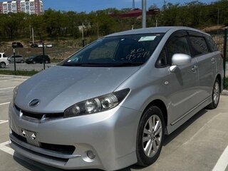 2010 Toyota Wish II, серебристый, 1390000 рублей, вид 1