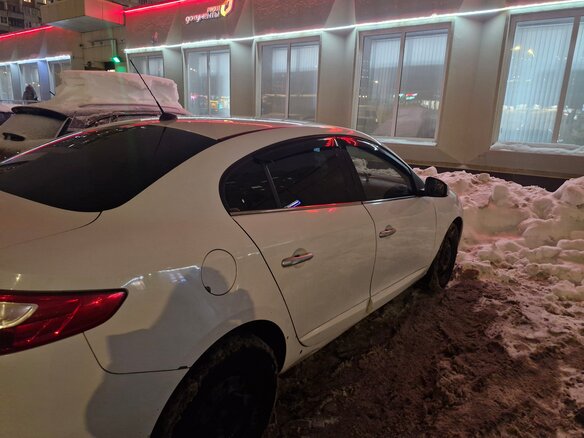 2011 Renault Fluence I, белый - вид 5