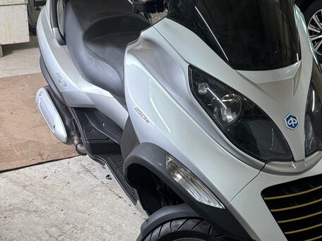 2006 Piaggio MP3, серебристый, 240000 рублей, вид 4