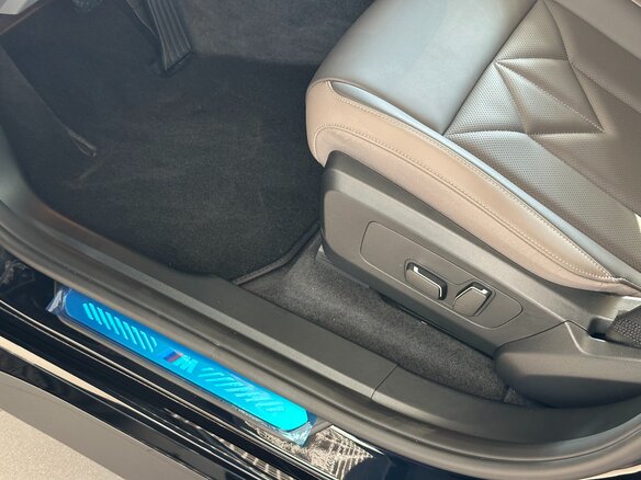 2025 BMW X3 Long 30L xDrive IV (G45/G48), чёрный, 8690000 рублей - вид 10