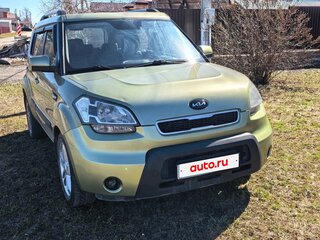 2010 Kia Soul I, зелёный, 750000 рублей, вид 1