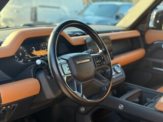 2026 Land Rover Defender 110 II, чёрный, 10290000 рублей, вид 4