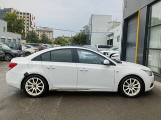 2012 Chevrolet Cruze I, белый, 650000 рублей, вид 4