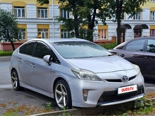 2012 Toyota Prius III Рестайлинг (XW30), серый, 1125000 рублей, вид 1