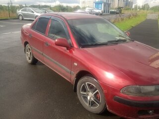1999 Mitsubishi Carisma I Рестайлинг, красный, 265000 рублей, вид 1