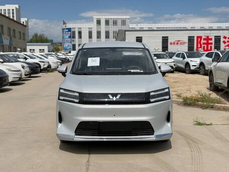 2026 Wuling Starlight 730, серебристый, 2670000 рублей, вид 4