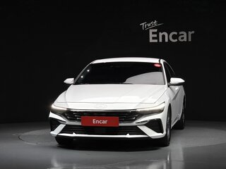 2026 Hyundai Avante VII Рестайлинг, белый, 2500678 рублей, вид 2