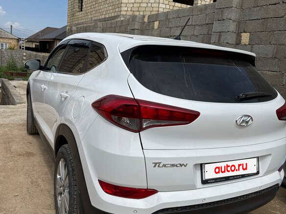 2016 Hyundai Tucson III, белый, 1720000 рублей - вид 3