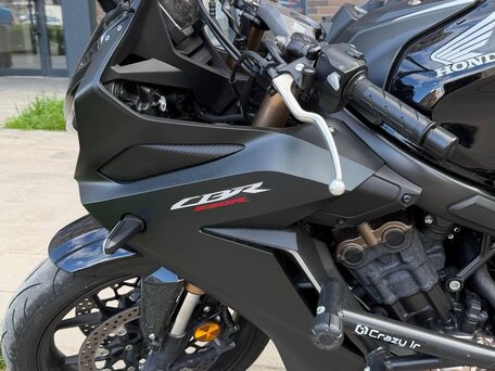 2021 Honda CBR 650R, чёрный, 1350000 рублей, вид 4