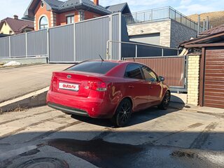 2010 Kia Cerato 5-speed II, красный, 550000 рублей, вид 5