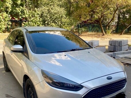 2016 Ford Focus III Рестайлинг, серебристый, 900000 рублей, вид 5