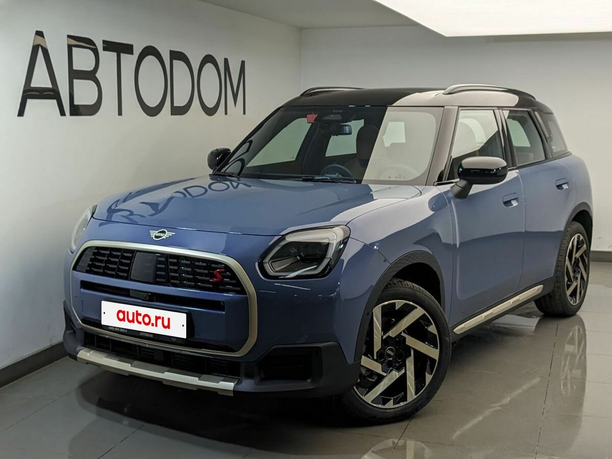 Открыть фотографии: Mini Countryman III