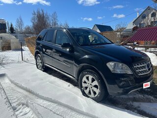 2008 Mercedes-Benz M-Класс 280 II (W164), чёрный, 1300000 рублей, вид 2