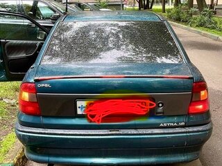 1997 Opel Astra 16LZ2 F, зелёный, 190000 рублей, вид 4